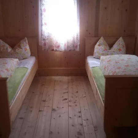 Kamelisenalm Alois Mair Lodge *
